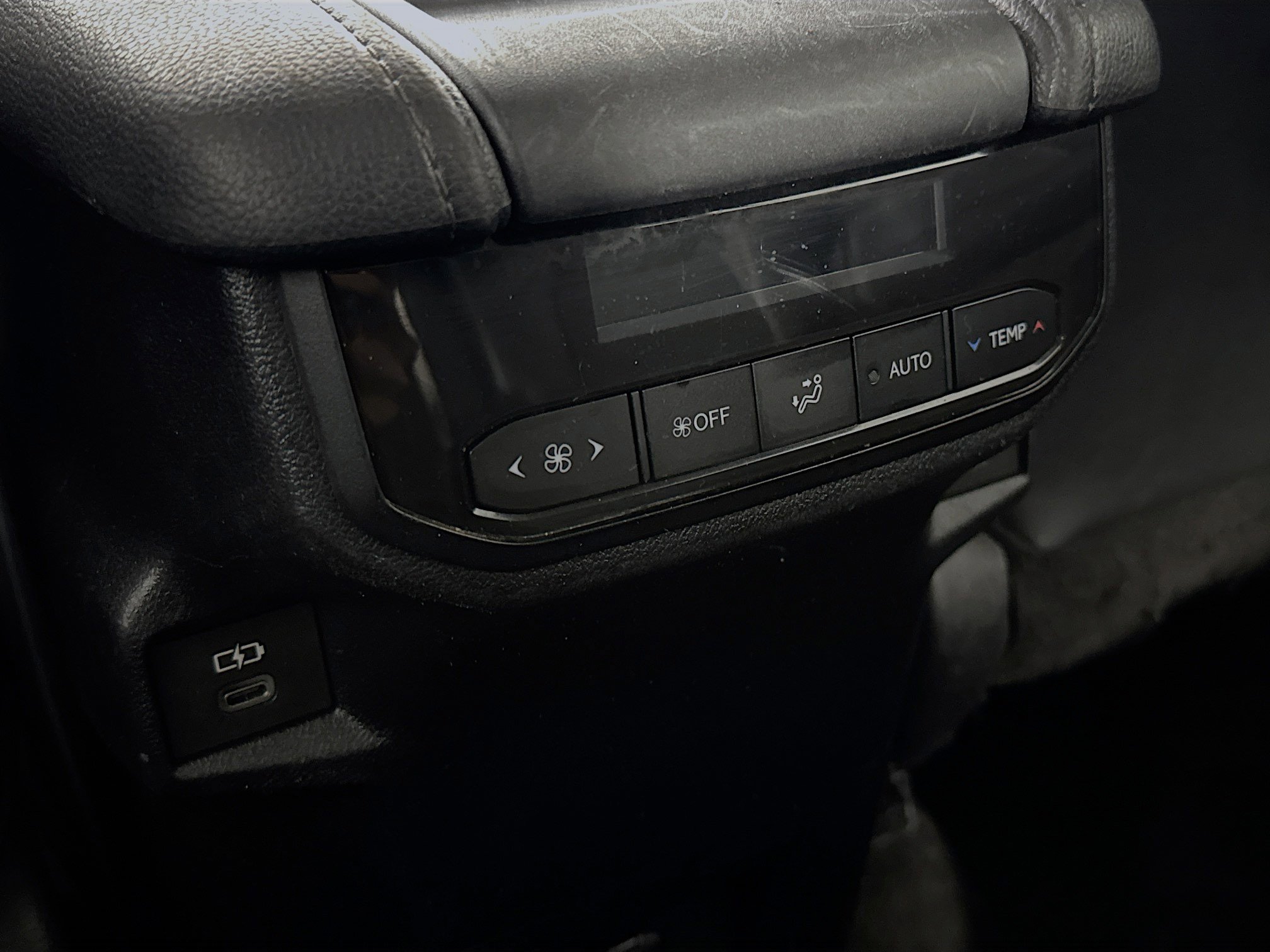 Used 2024 Toyota Grand Highlander XLE image 25