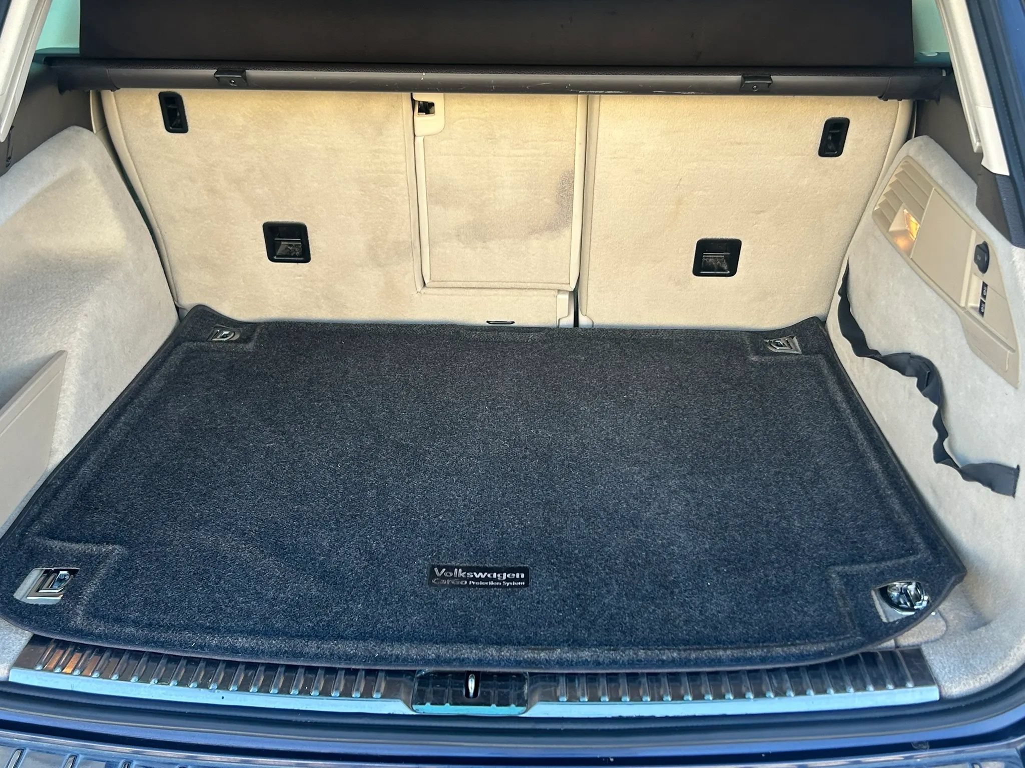 Used 2013 Volkswagen Touareg TDI AWD/4WD image 5