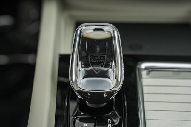 New 2026 Volvo XC60 B5 Ultra w/ Protection Package Premier AWD/4WD image 26