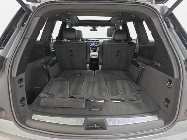 Certified 2025 Cadillac XT6 Premium Luxury FWD image 29