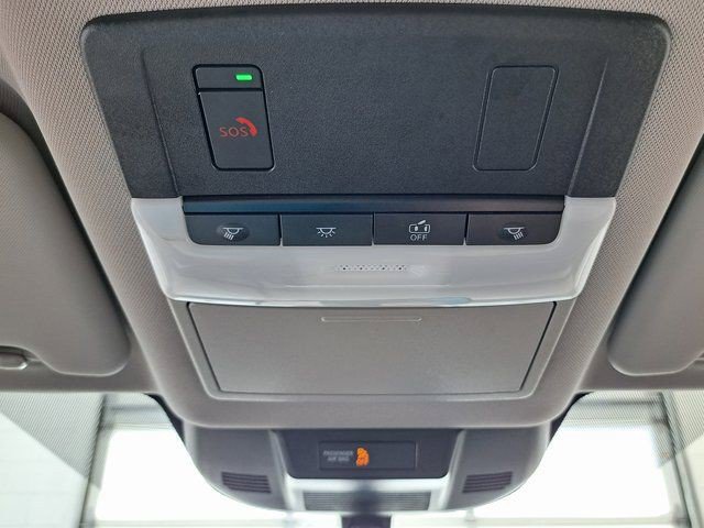 Used 2023 Nissan Rogue SV FWD image 19