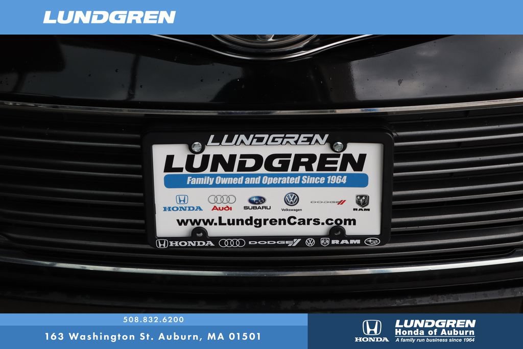 Used 2015 Toyota Avalon XLE FWD image 30