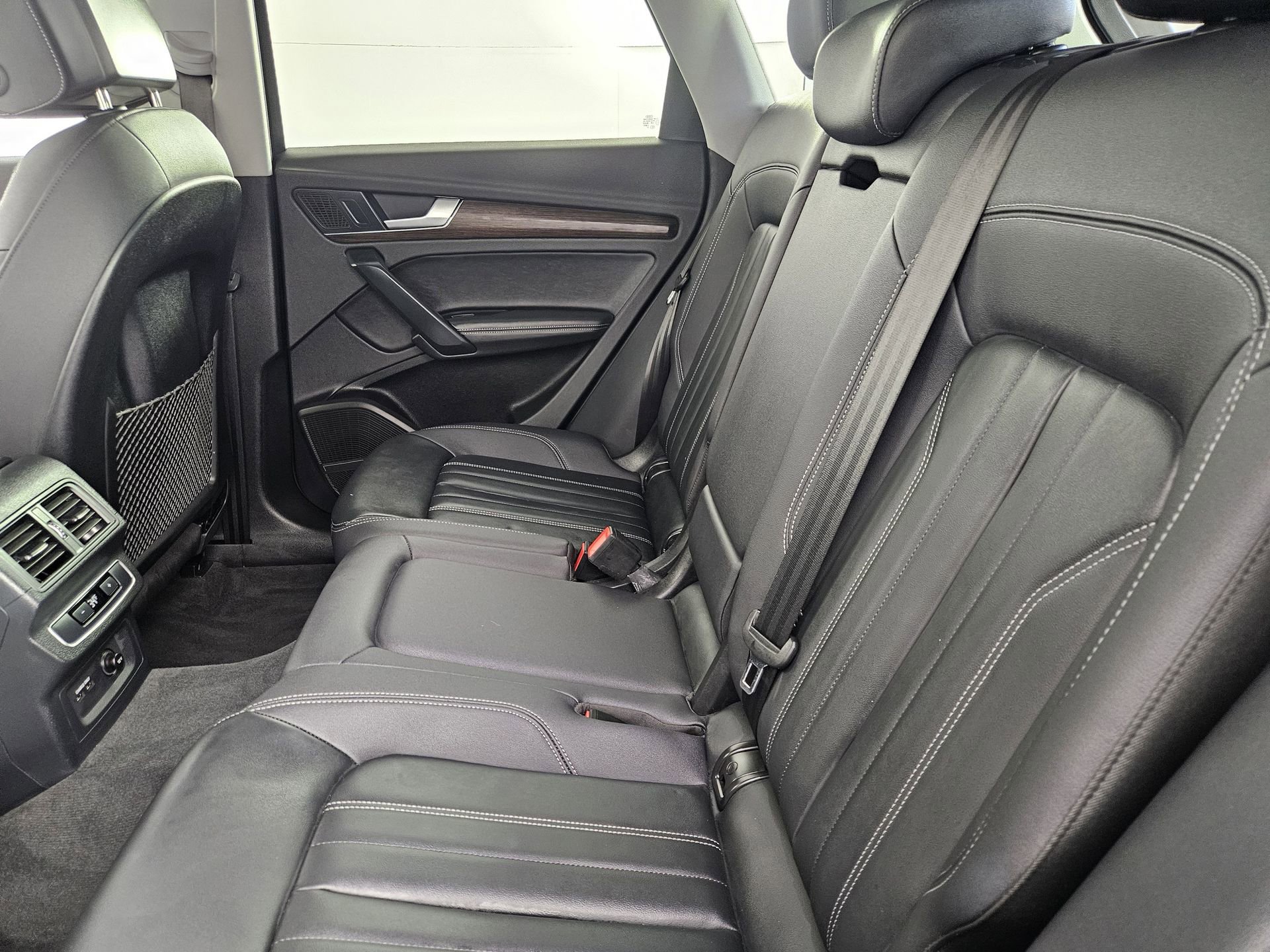 Certified 2023 Audi Q5 2.0T Premium Plus w/ Premium Plus Package AWD/4WD image 38