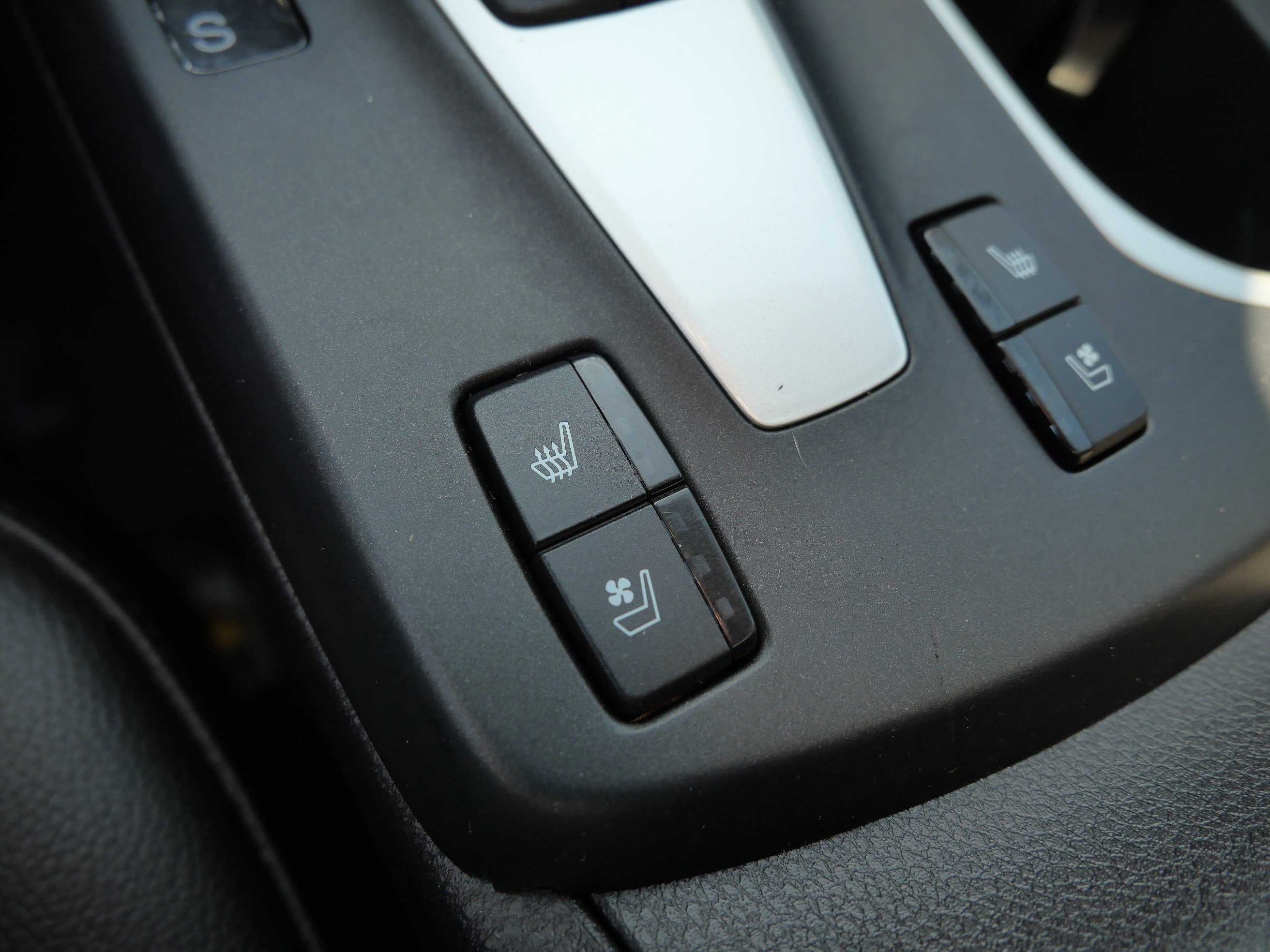 Used 2017 Acura RDX AWD w/ Advance Package image 30