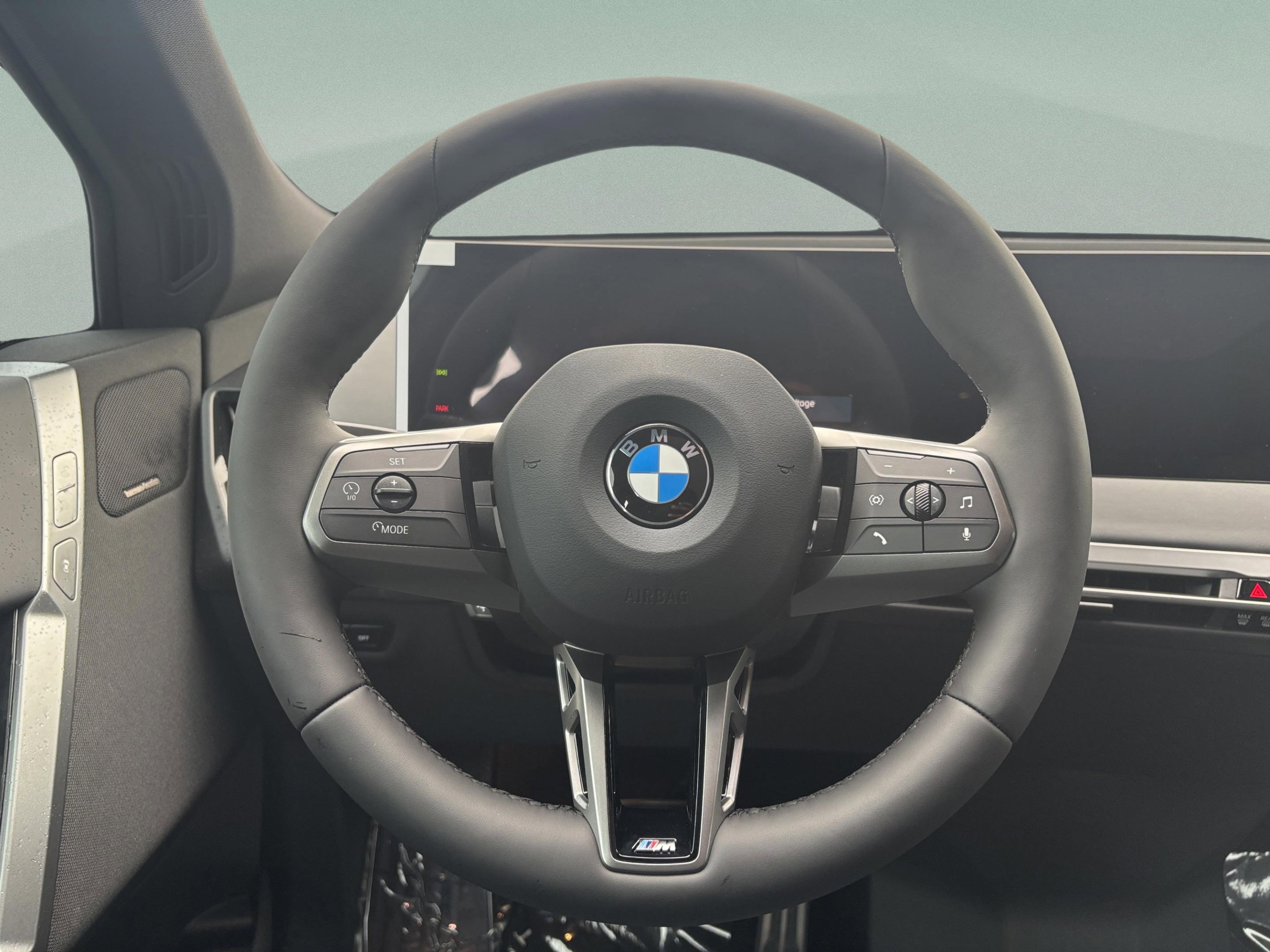 New 2026 BMW iX xDrive60 w/ M Sport Package image 9