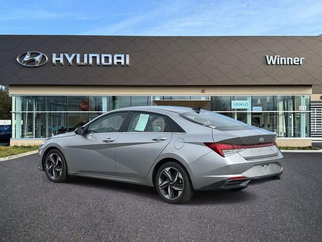 Certified 2023 Hyundai Elantra Limited image 3