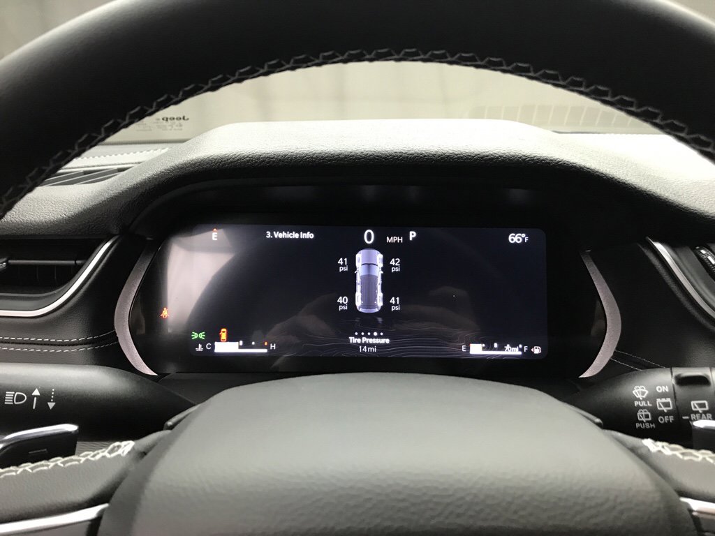 New 2026 Jeep Grand Cherokee Laredo image 10