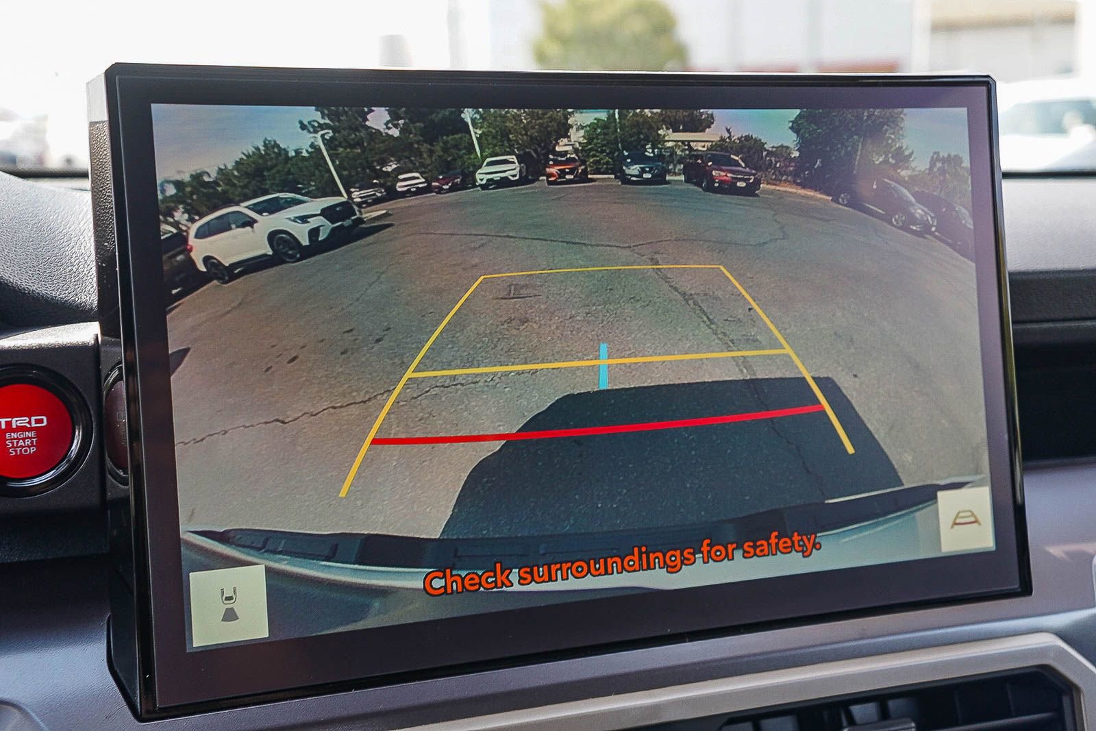 Certified 2024 Toyota Tacoma TRD Off-Road w/ TRD Off Road Upgrade Package AWD/4WD image 31