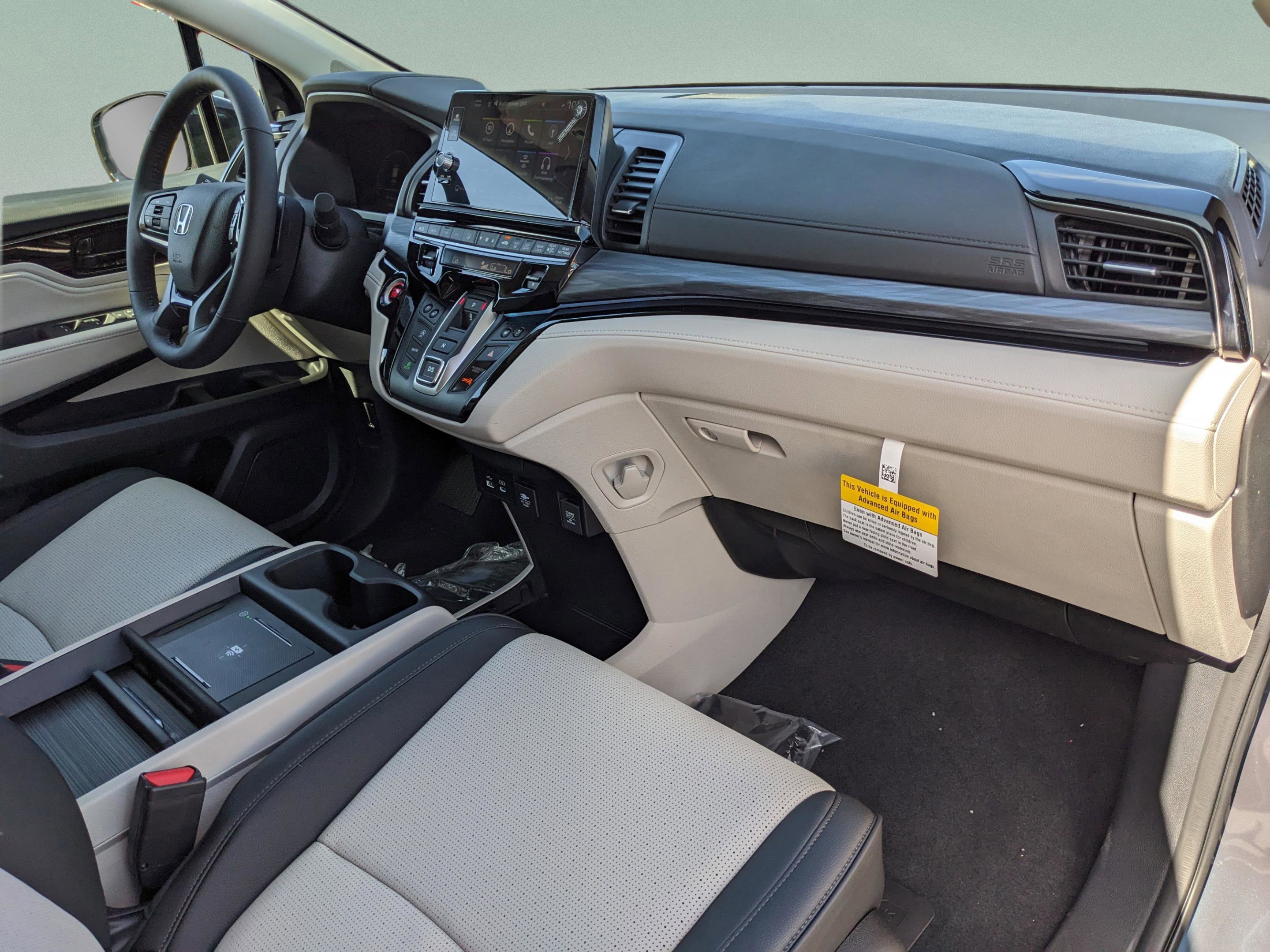 New 2026 Honda Odyssey Elite image 13
