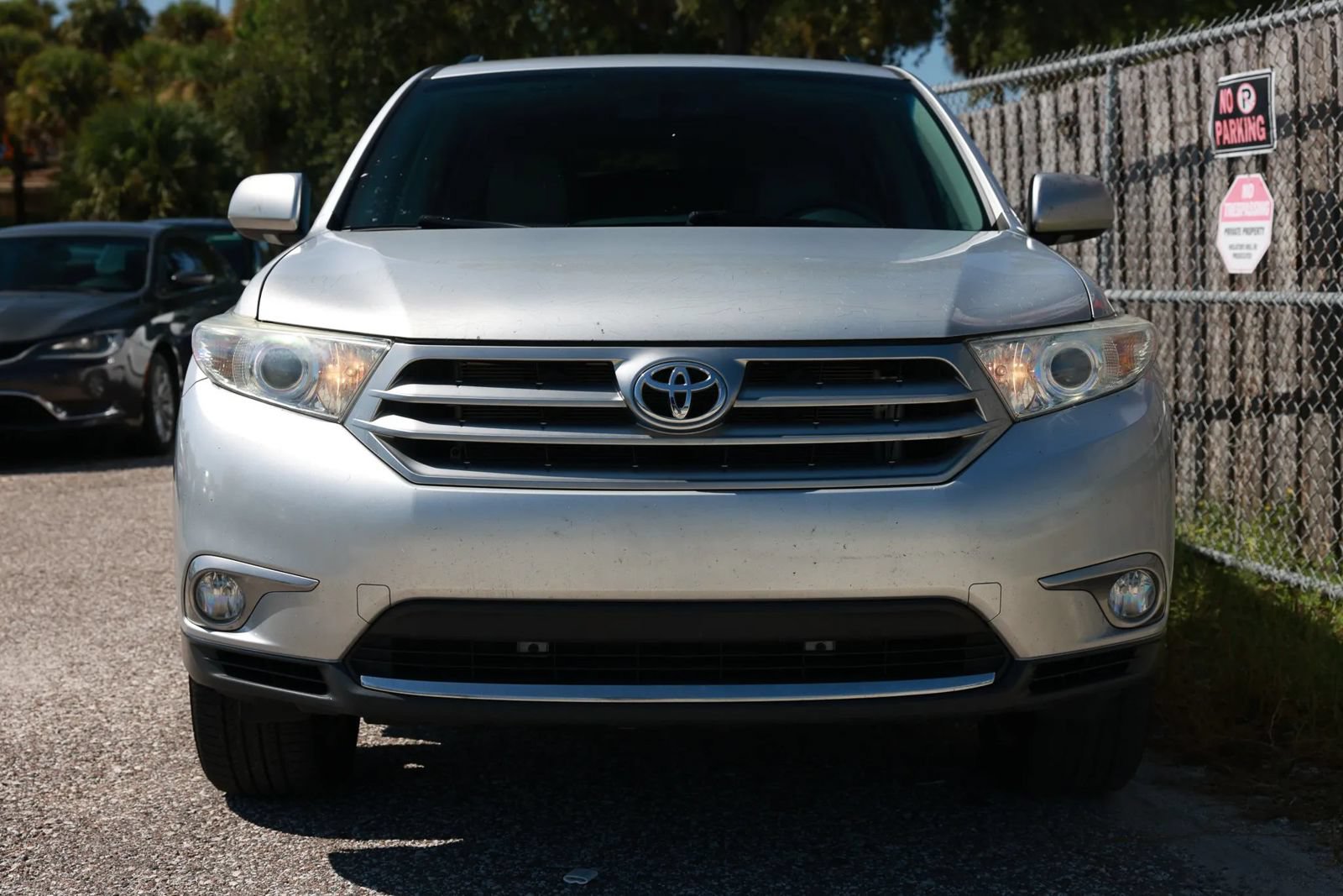 Used 2013 Toyota Highlander Limited AWD/4WD image 10