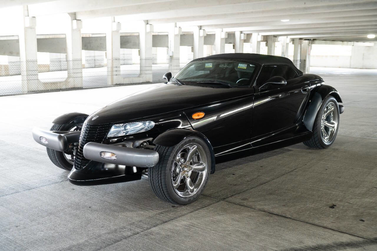 Used 1999 Plymouth Prowler image 2