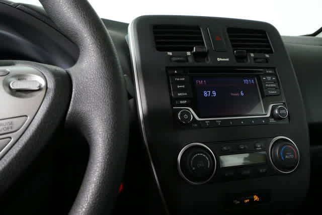 Used 2017 Nissan Leaf S w/ Charge Package FWD image 12