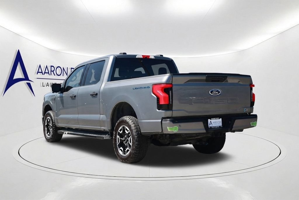 Used 2022 Ford F150 Lightning XLT AWD/4WD image 7