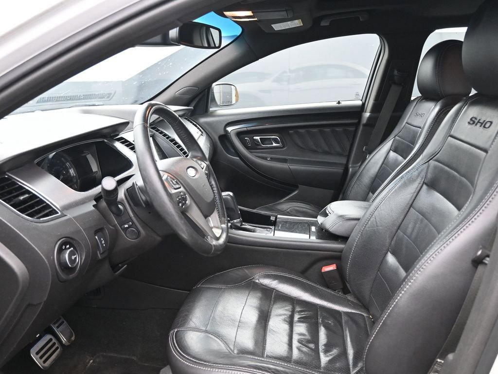 Used 2017 Ford Taurus SHO AWD/4WD image 34