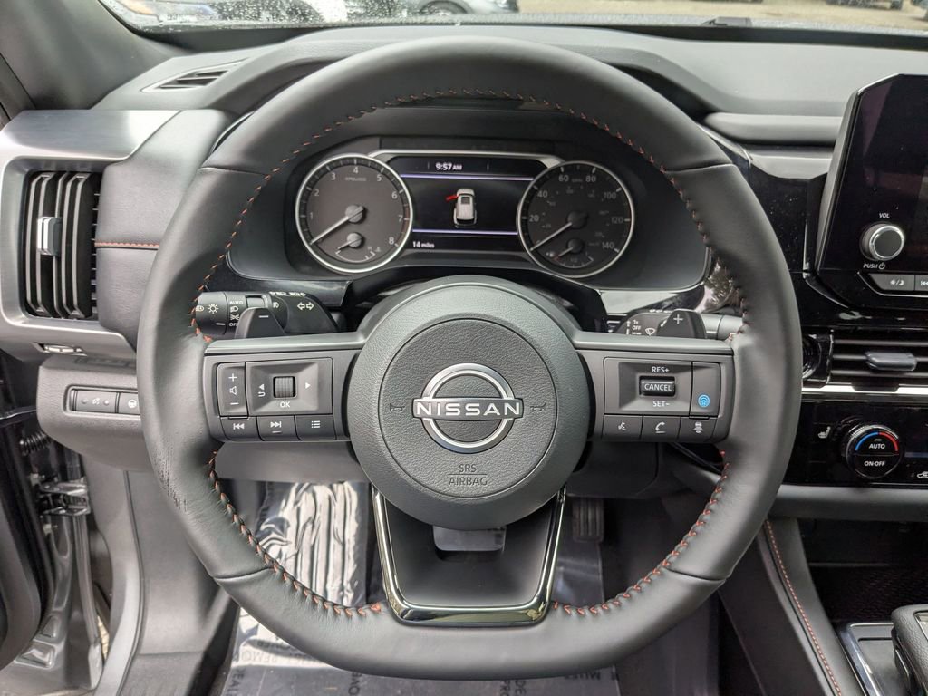 New 2025 Nissan Pathfinder Rock Creek image 15