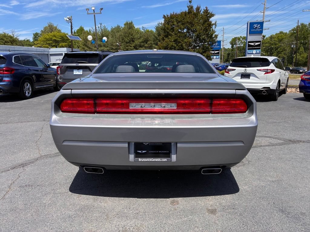 Used 2014 Dodge Challenger SXT w/ Sport Appearance Package RWD image 6