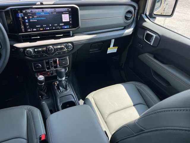 New 2026 Jeep Gladiator Mojave AWD/4WD image 16