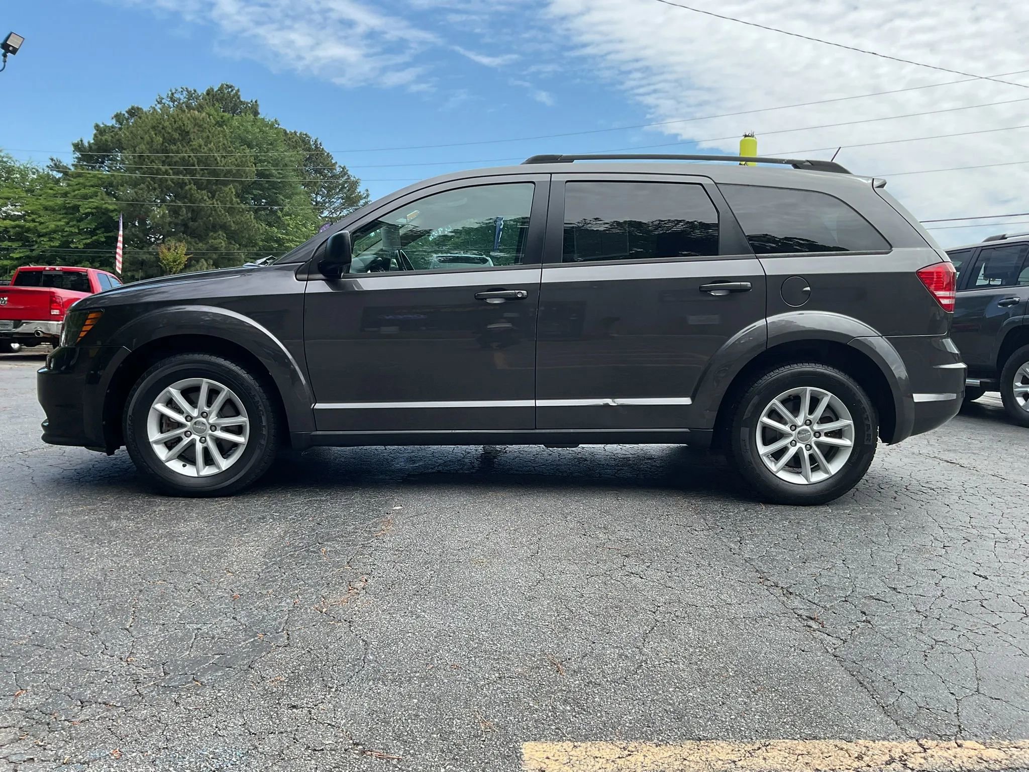 Used 2018 Dodge Journey SE w/ Popular Equipment Group FWD image 4