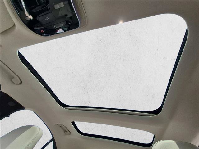 Used 2026 Mercedes-Benz E 350 Sedan image 16