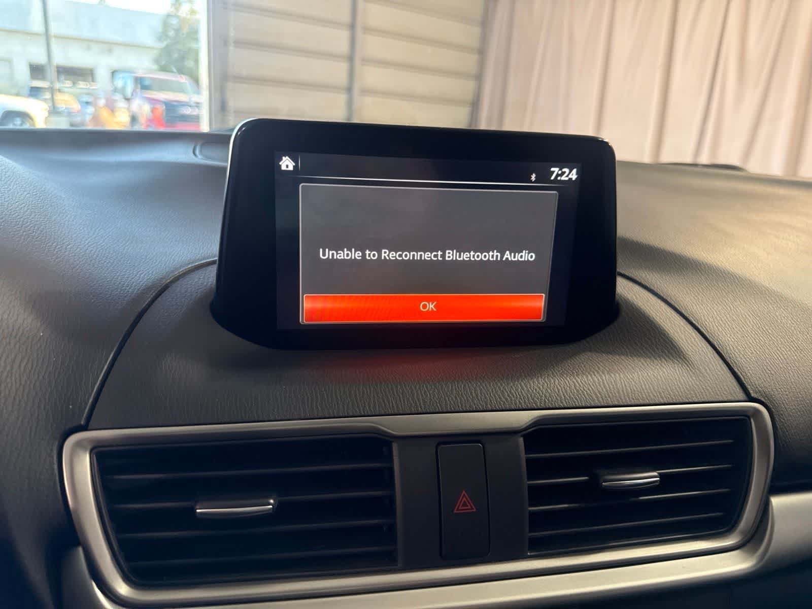 Used 2018 MAZDA MAZDA3 Touring FWD image 26