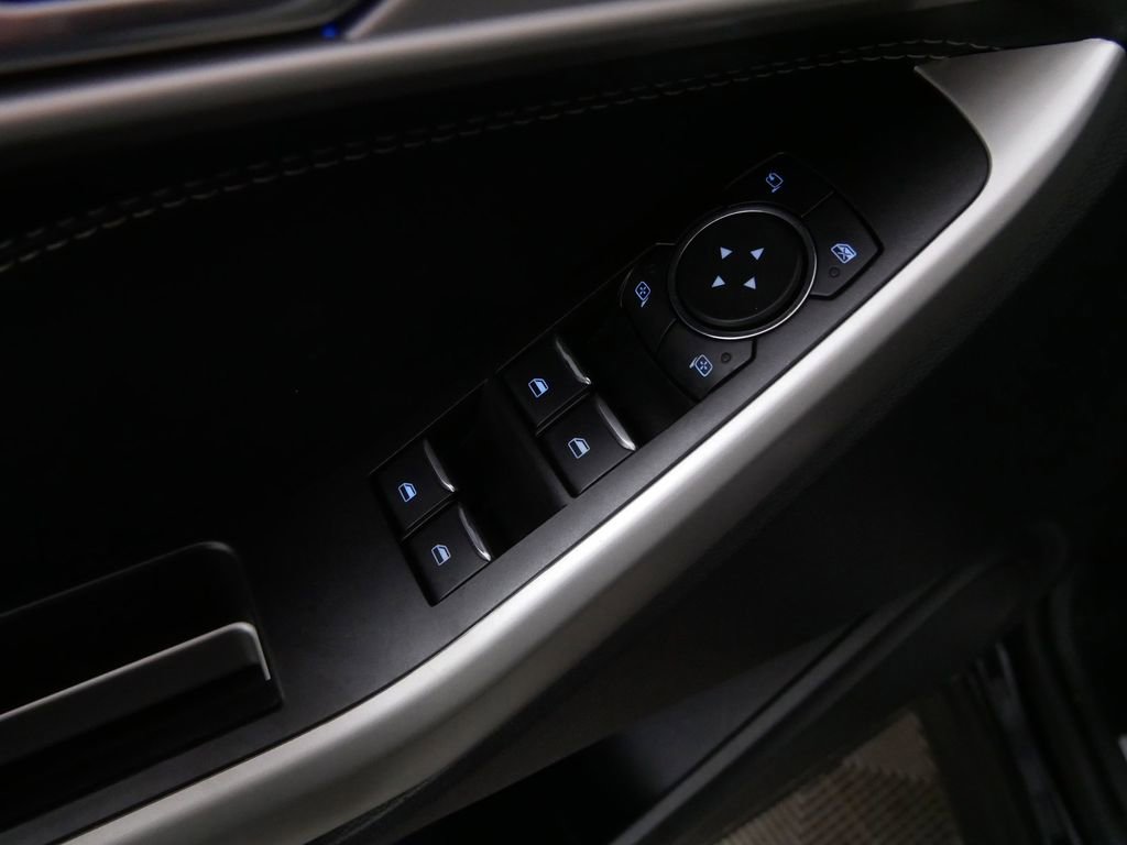 Used 2021 Ford Explorer Limited w/ Class III Trailer Tow Package image 17