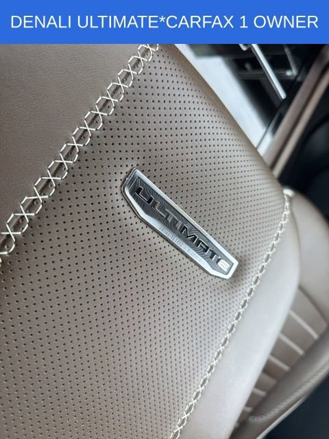 Used 2025 GMC Yukon Denali Ultimate image 32