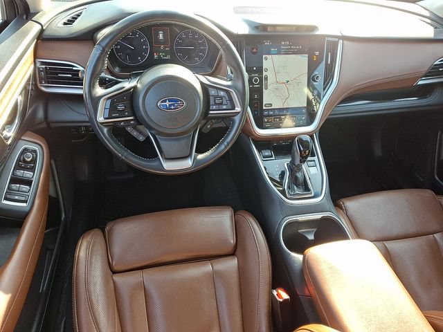 Used 2022 Subaru Outback Touring AWD/4WD image 2