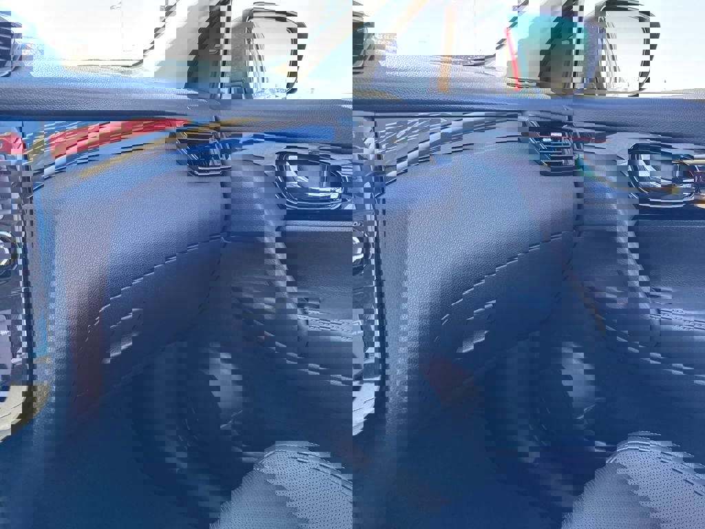 Used 2022 Nissan Rogue Sport SL w/ Premium Package image 26