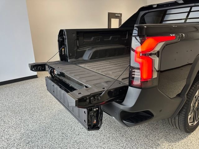 New 2026 Chevrolet Silverado EV LT w/ Premium Package image 27