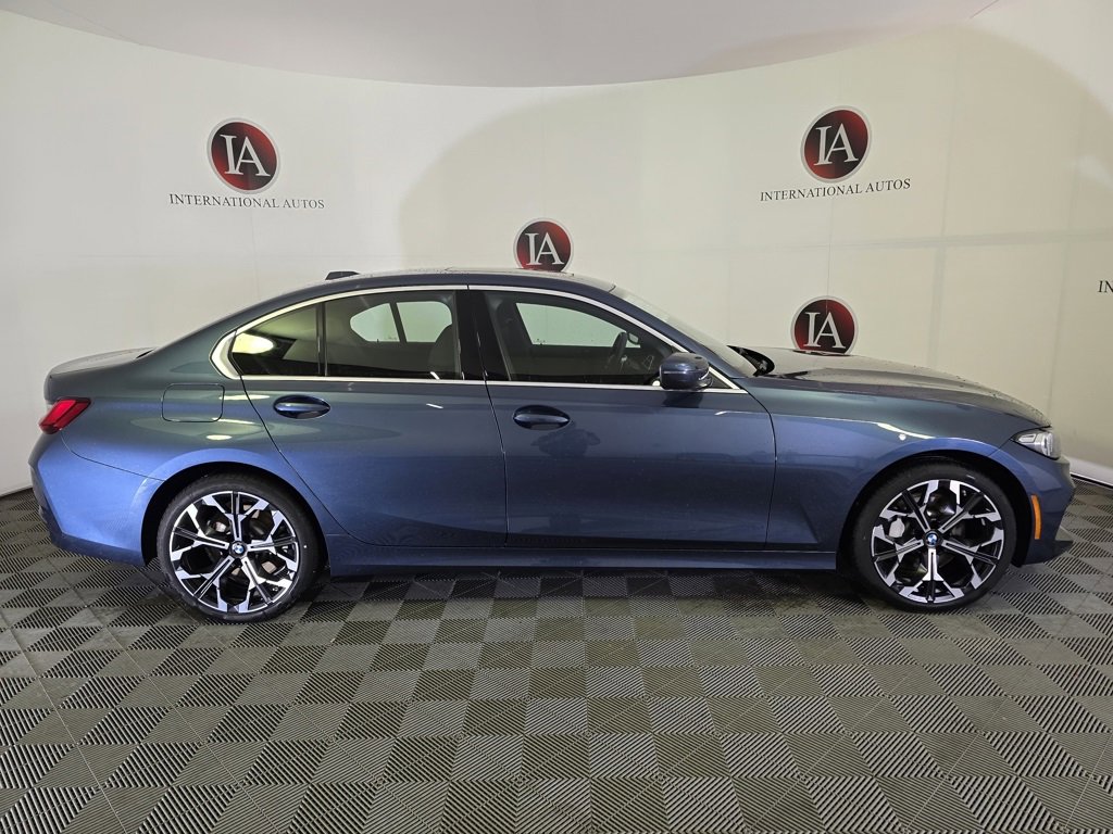 Used 2025 BMW 330i xDrive Sedan w/ M Sport Package image 3