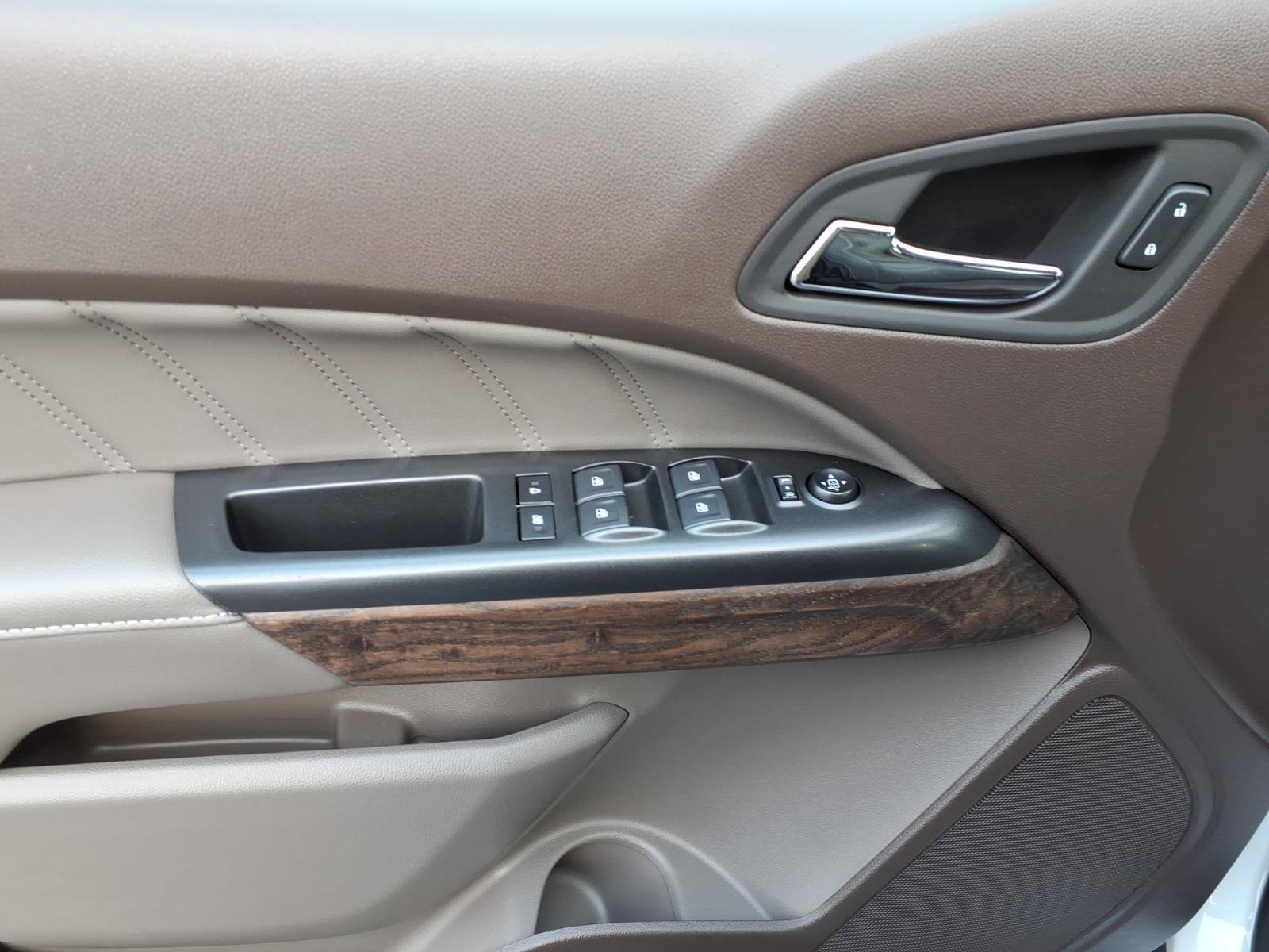 Used 2022 GMC Canyon Denali image 11