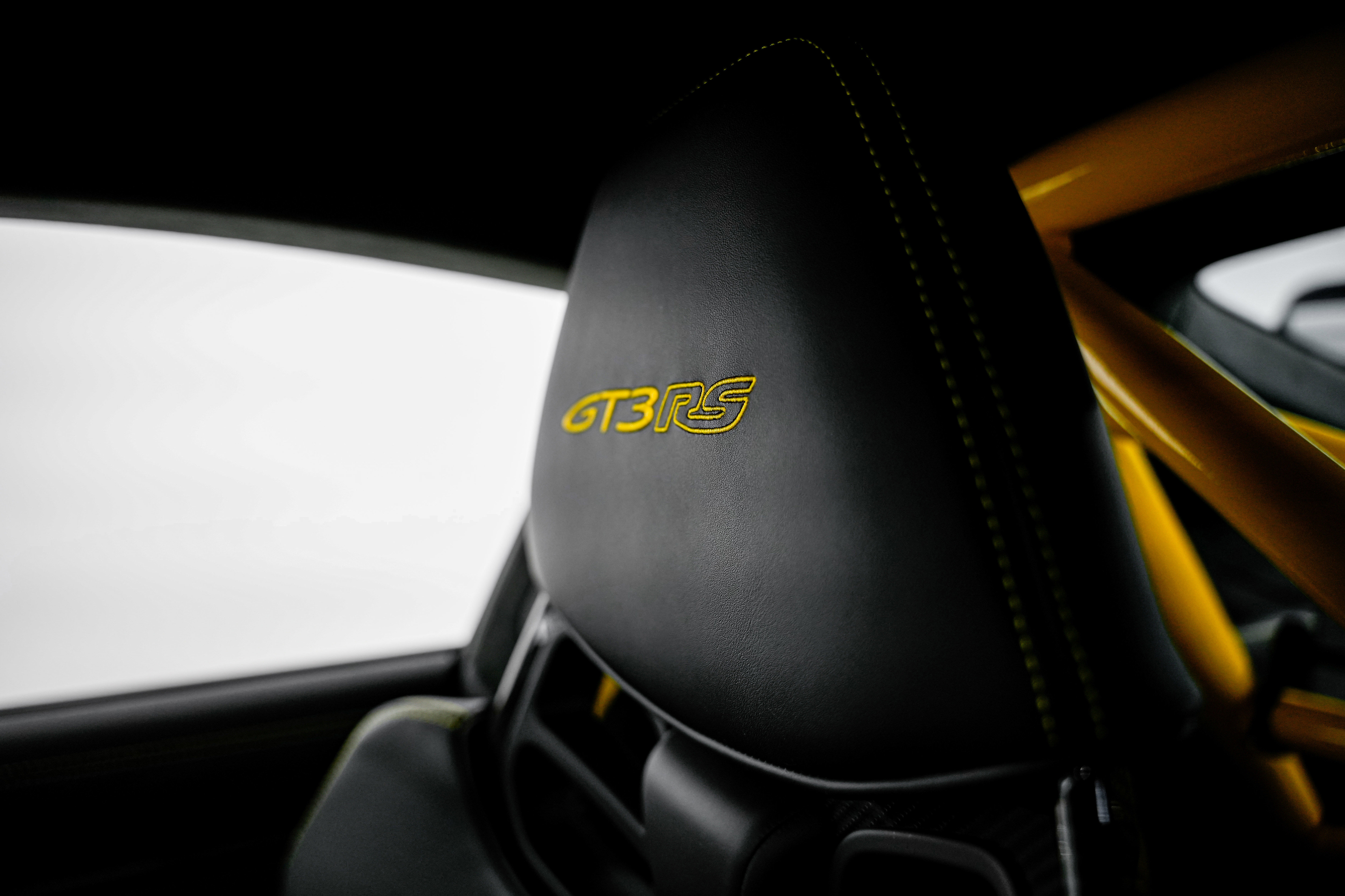 Used 2025 Porsche 911 GT3 RS image 21