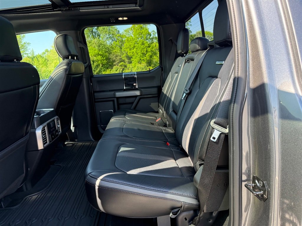 Used 2021 Ford F350 Platinum w/ Tremor Off-Road Package AWD/4WD image 34