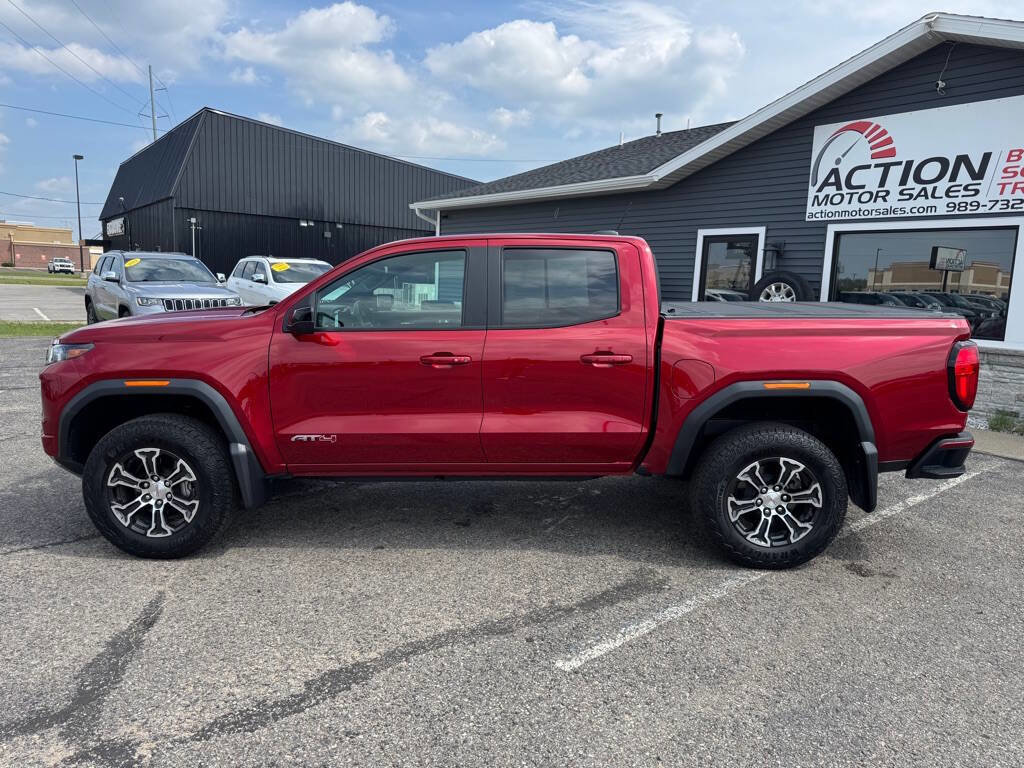 Used 2023 GMC Canyon AT4 w/ AT4 Premium Package image 2