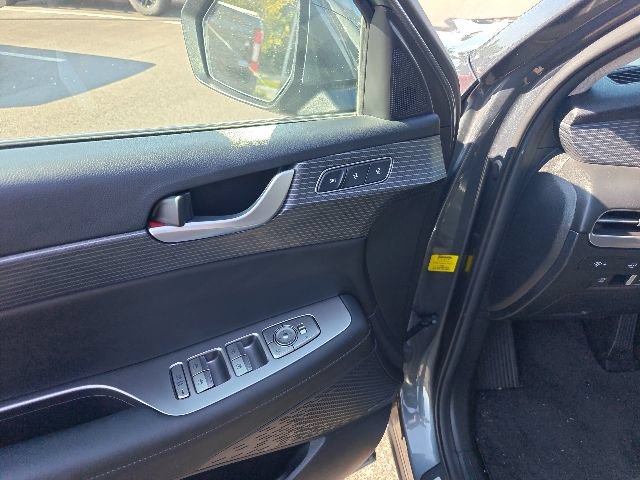 Used 2024 Hyundai Palisade Limited AWD/4WD image 11