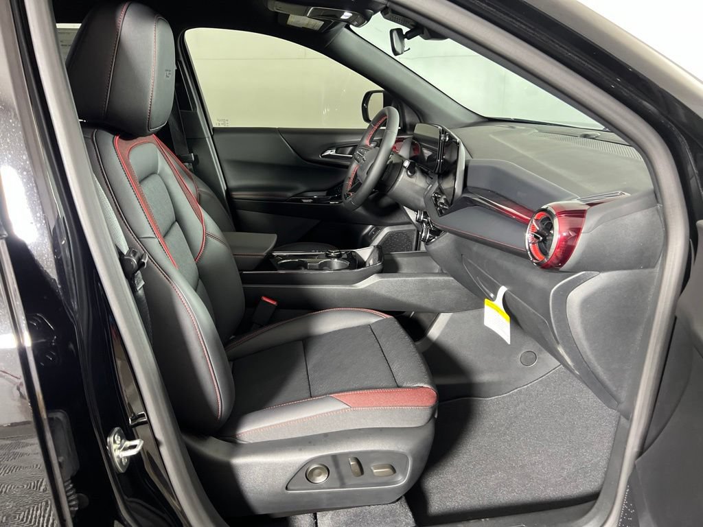 New 2027 Chevrolet Equinox RS w/ Convenience Package III AWD/4WD image 11