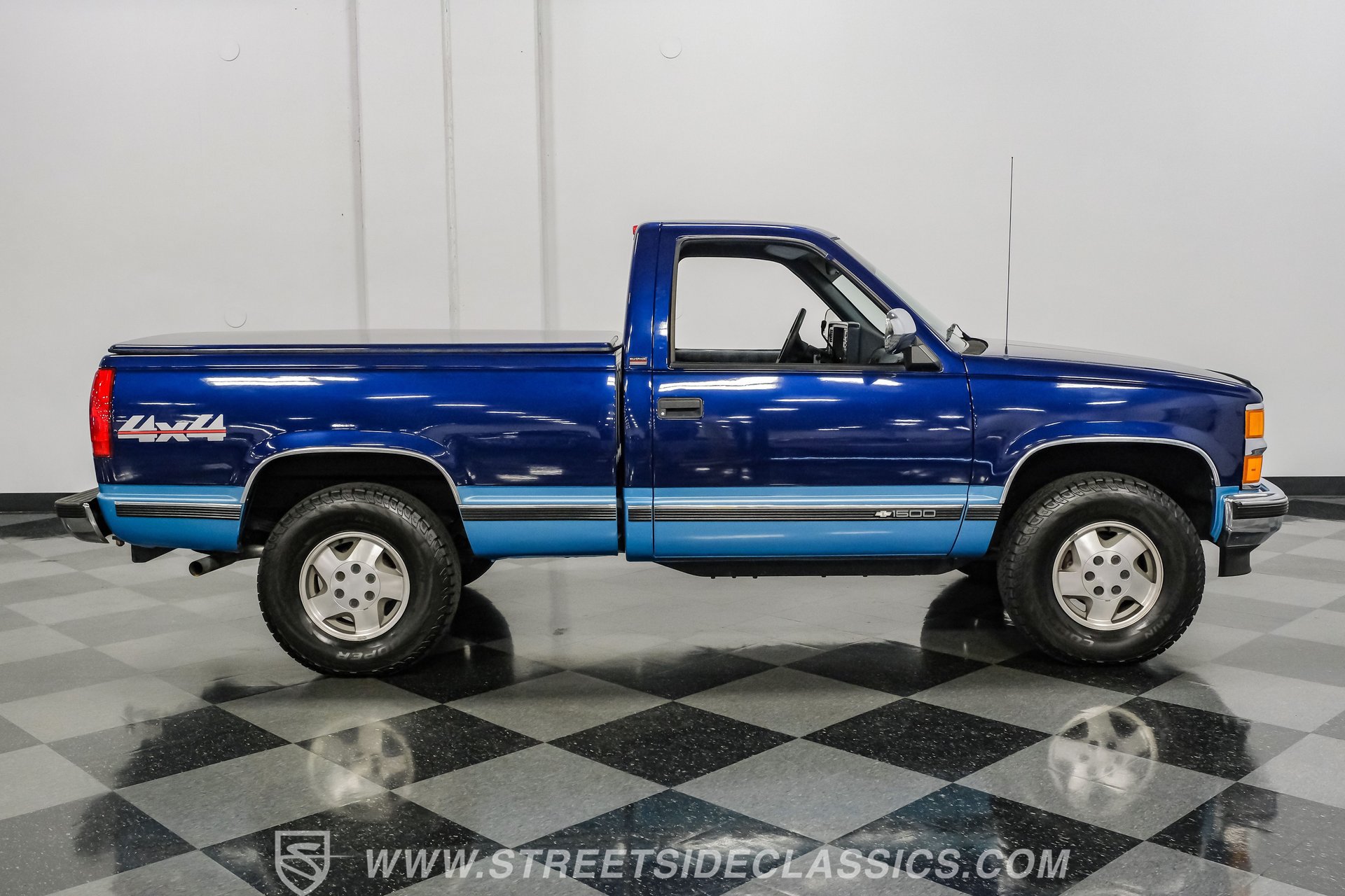 Used 1994 Chevrolet Silverado 1500 4x4 Regular Cab image 14