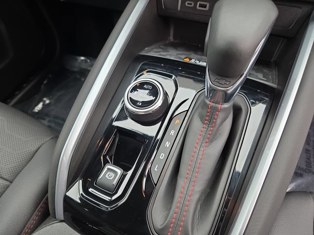 Used 2024 Chevrolet Colorado Z71 w/ Z71 Convenience Package 2 AWD/4WD image 33