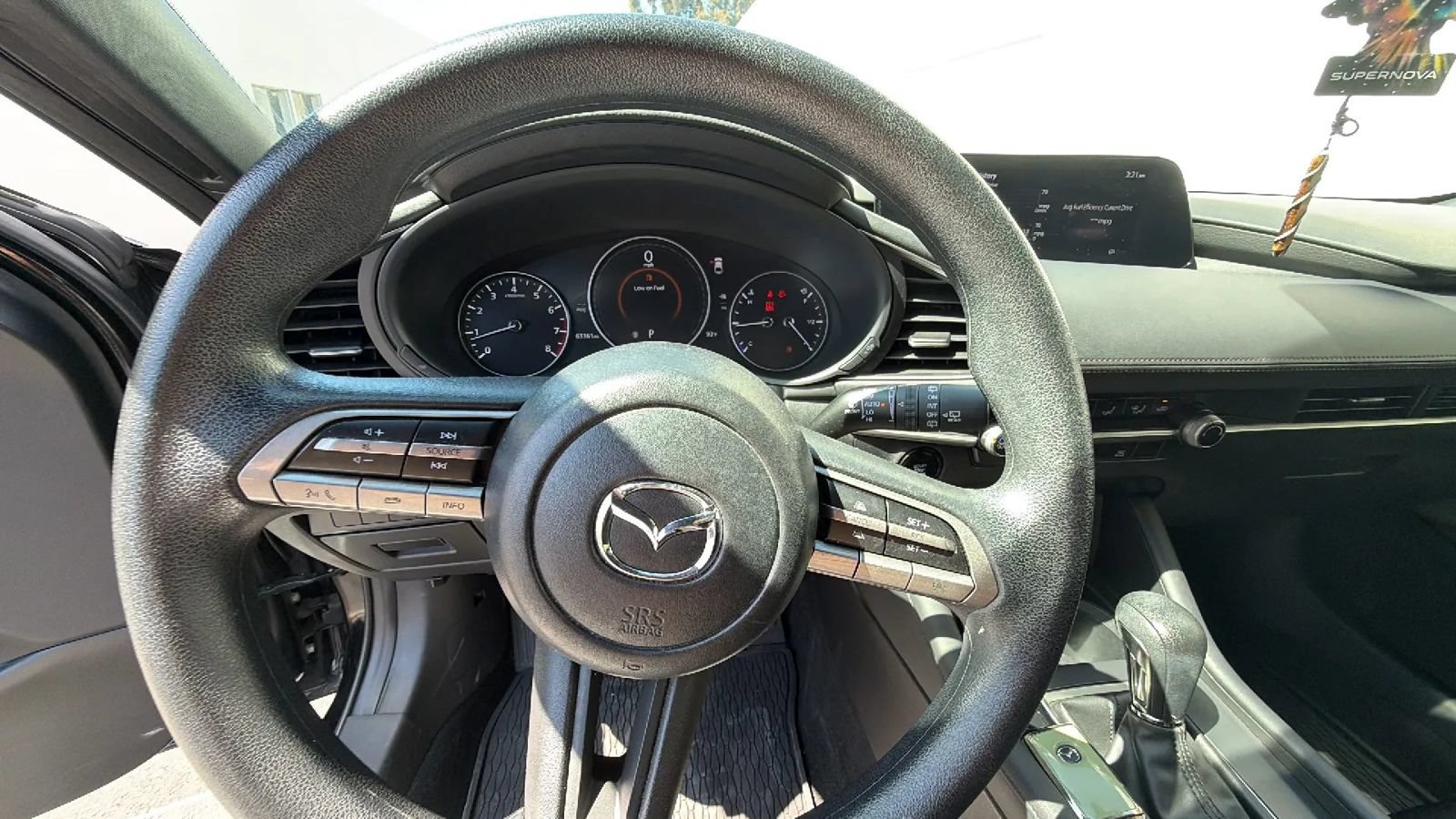 Used 2023 MAZDA MAZDA3 s FWD image 13
