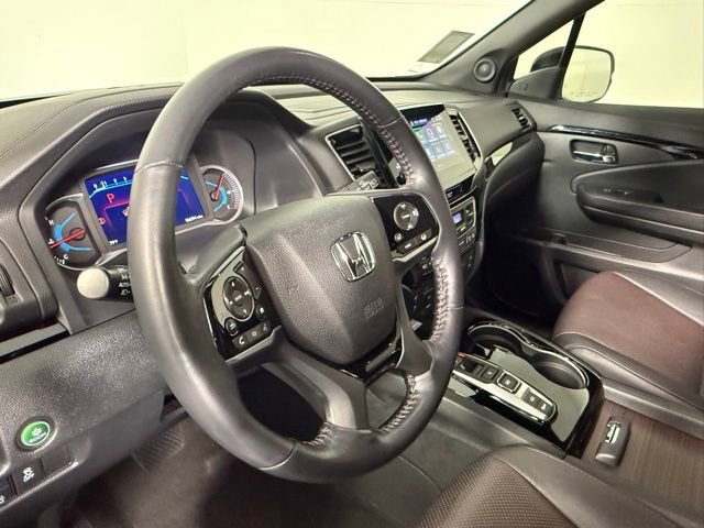 Used 2021 Honda Pilot Black Edition image 14