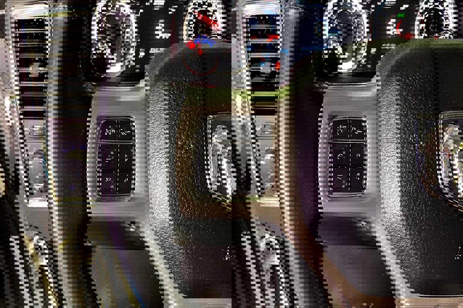 Used 2018 RAM 1500 Laramie w/ Convenience Group image 12