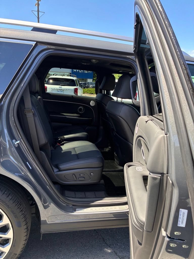Used 2026 Hyundai Palisade Calligraphy AWD/4WD image 25