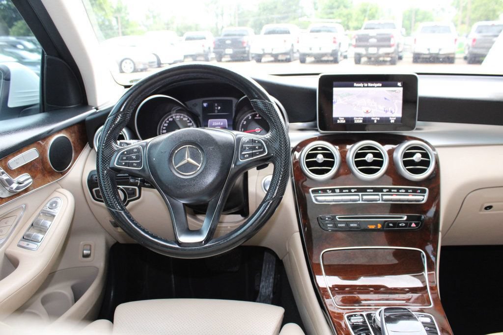 Used 2017 Mercedes-Benz GLC 300 image 14