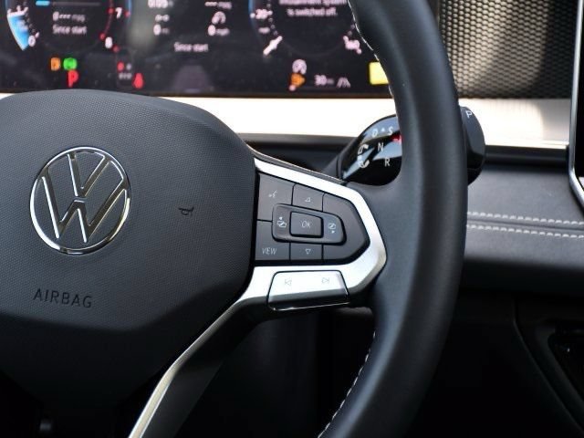 New 2026 Volkswagen Tiguan SE AWD/4WD image 22