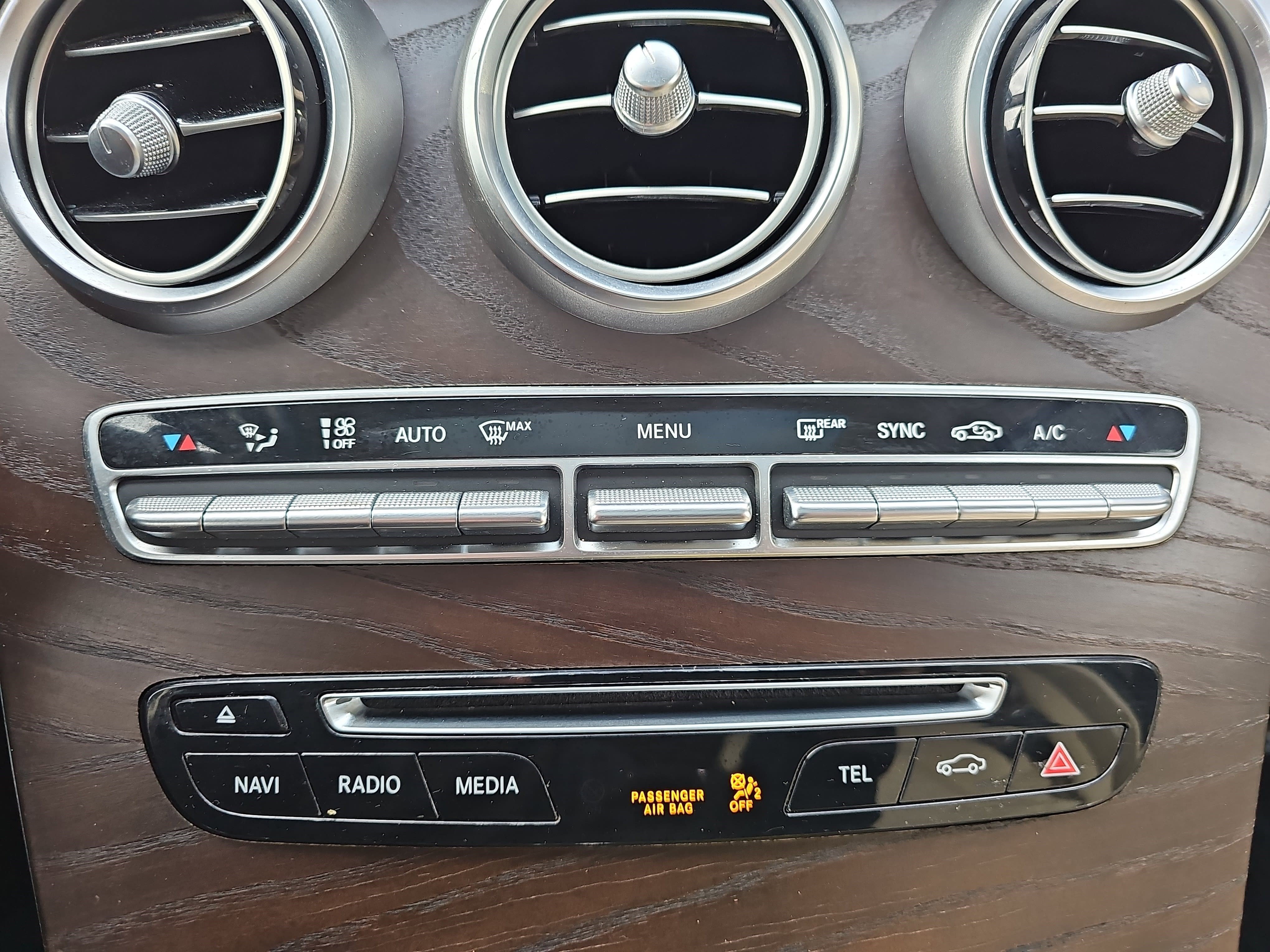 Used 2018 Mercedes-Benz GLC 300 image 23