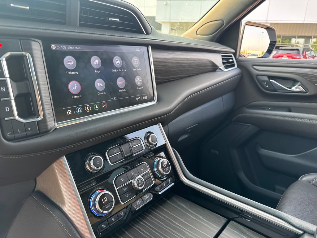 Used 2021 GMC Yukon Denali w/ Denali Premium Package AWD/4WD image 20
