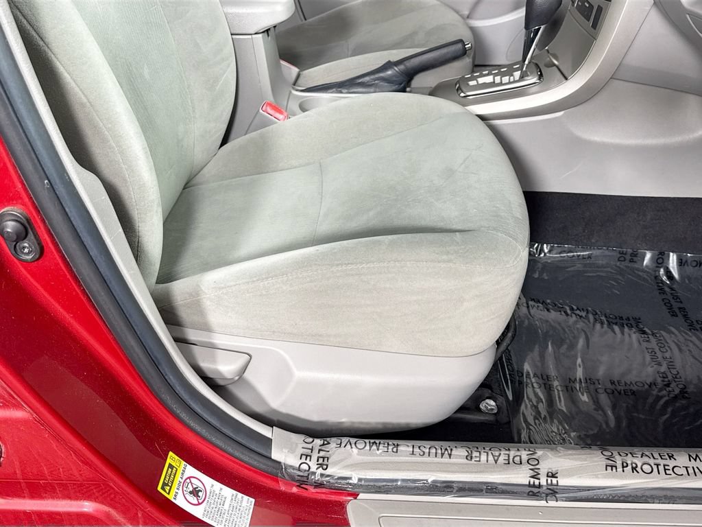 Used 2013 Toyota Corolla LE FWD image 28