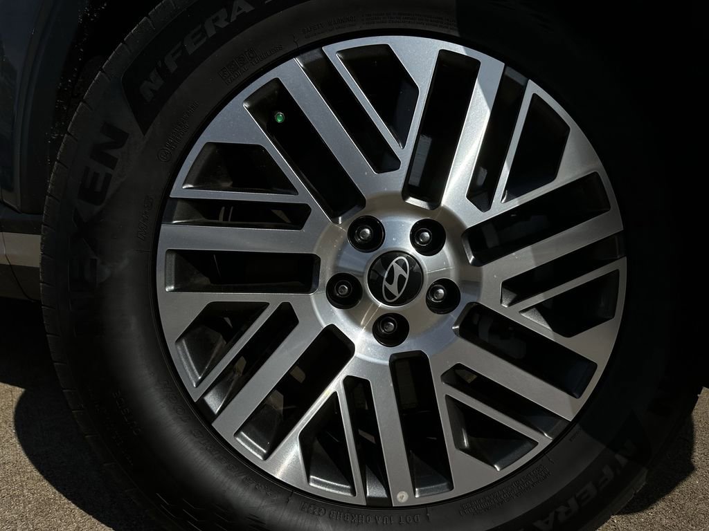 Used 2026 Hyundai Palisade SEL image 12