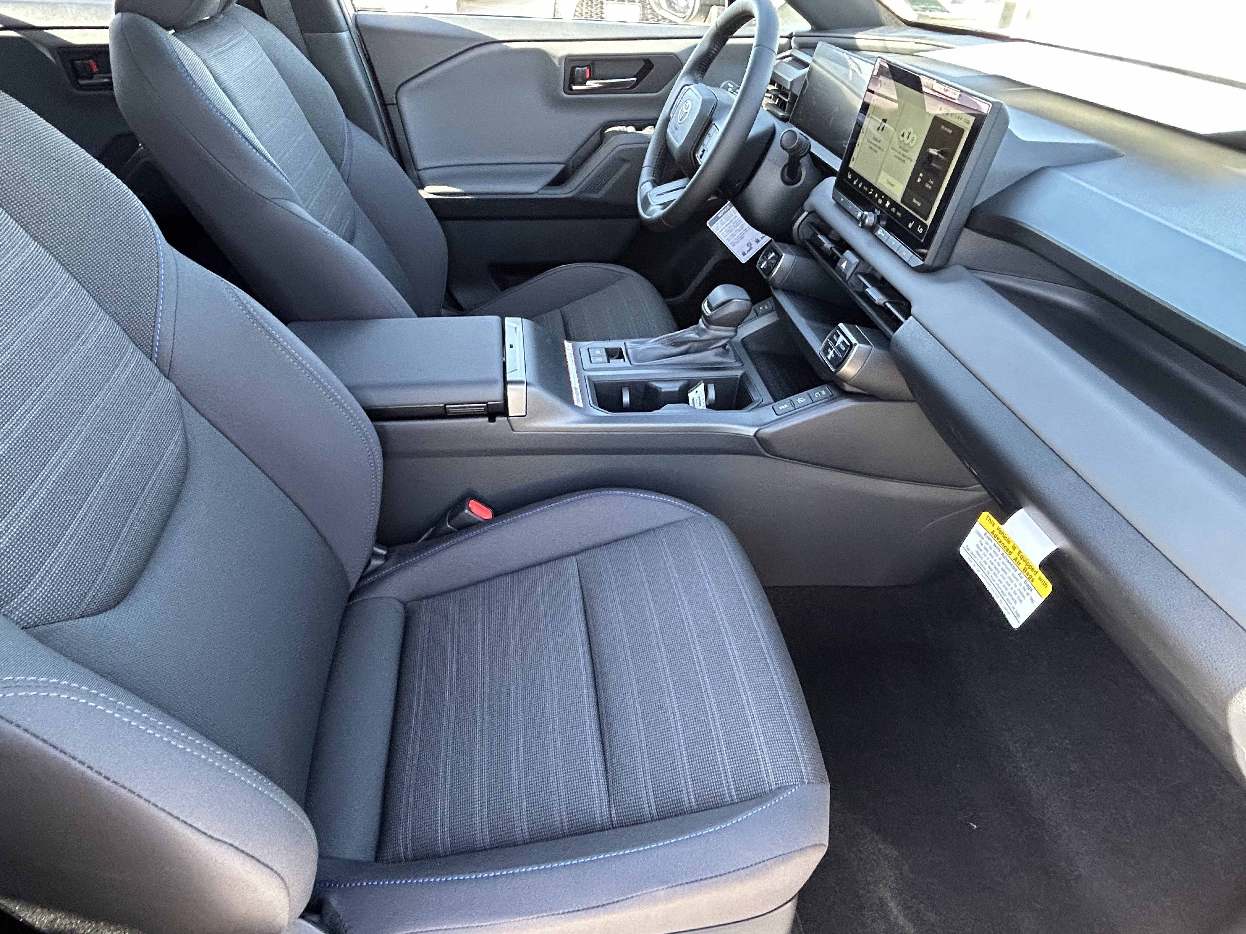 New 2026 Toyota RAV4 SE w/ Weather Package AWD/4WD image 10