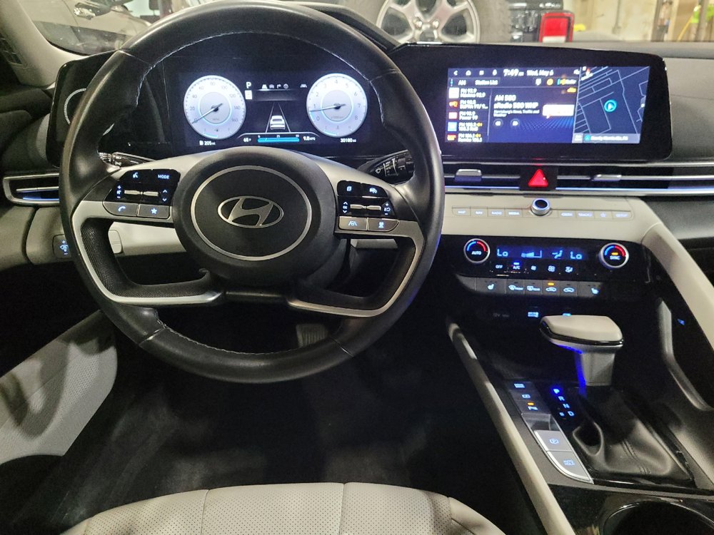 Used 2024 Hyundai Elantra Limited FWD image 22